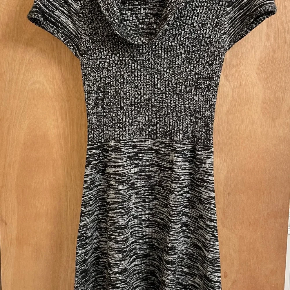 Calvin Klein sweater dress - Picture 2 of 3
